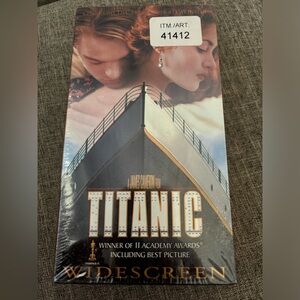 Vintage 1997 Titanic Widescreen VHS 2 cassette set unopened